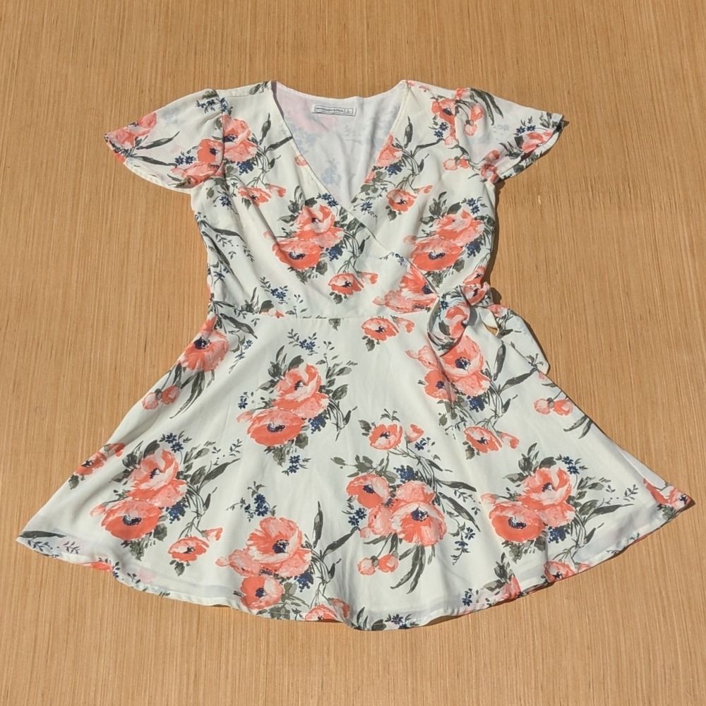 Abercrombie & Fitch Dress Wrap Floral Boho Cottage Feminine Dainty Women's Large